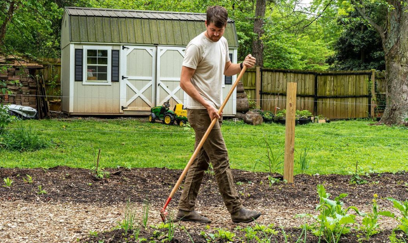 Eric Gardening landscape-maintenance-13